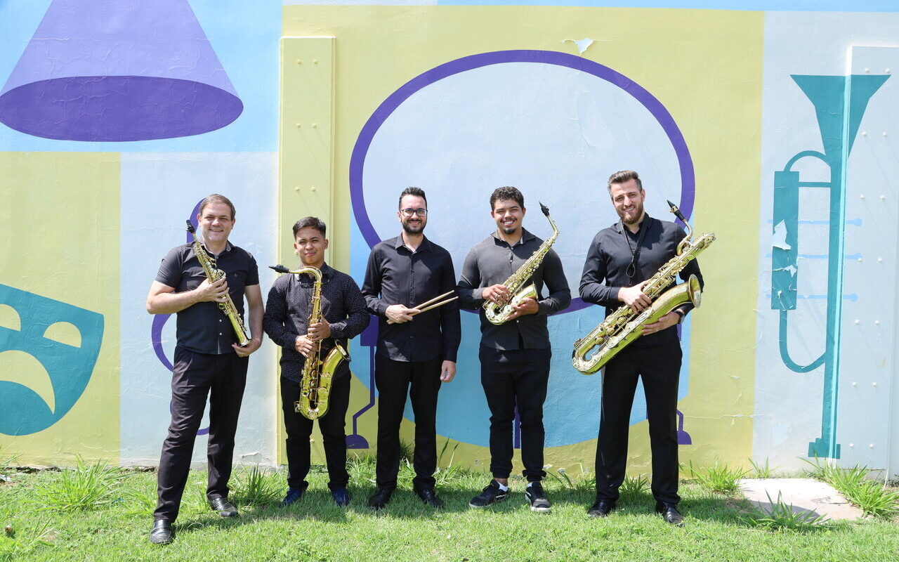 grupo-vibrasax-apresenta-concerto-do-dia-das-maes-no-paco-municipal-de-hortolandia