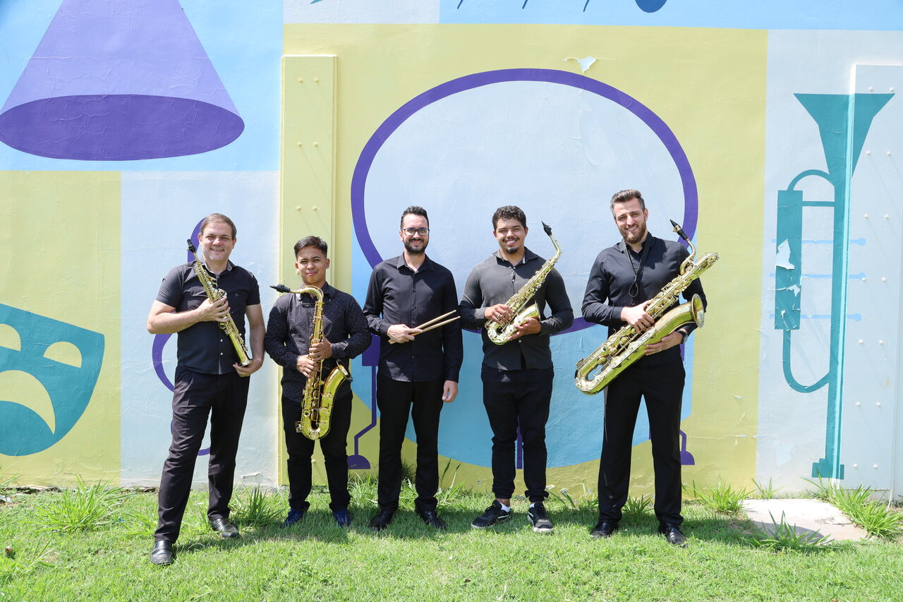 grupo-vibrasax-apresenta-concerto-do-dia-das-maes-no-paco-municipal-de-hortolandia